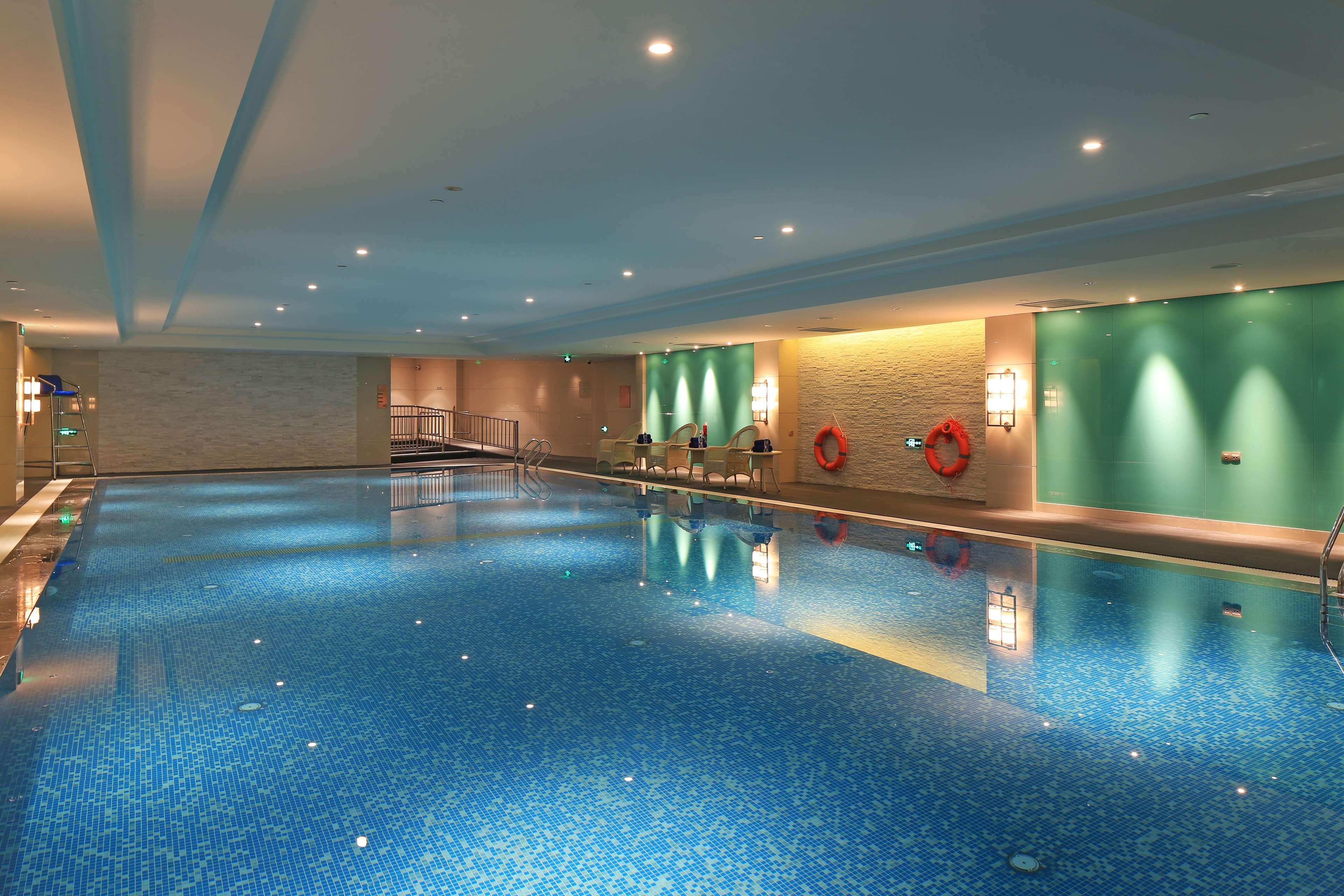 Отель Doubletree By Hilton Ningbo - Chunxiao Экстерьер фото